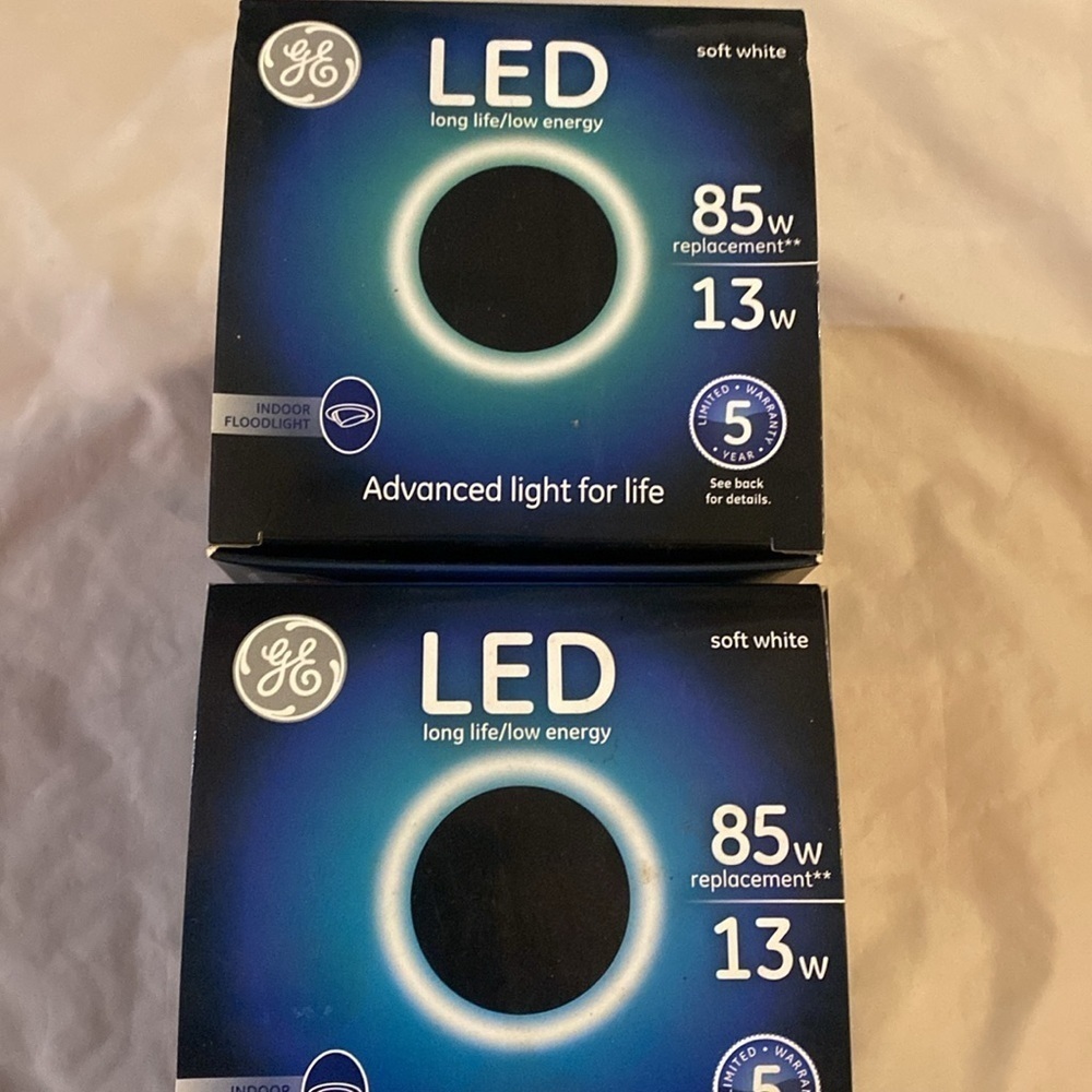 2/$20.  Floodlight LED Bundle - Picture 6 of 9